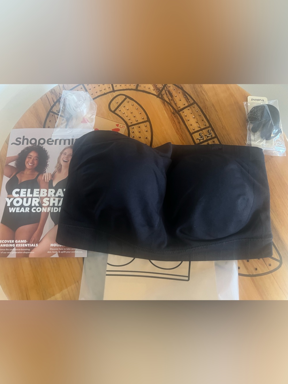Black Strapless Bandeau Bra - Shapermint. NWT. Size L